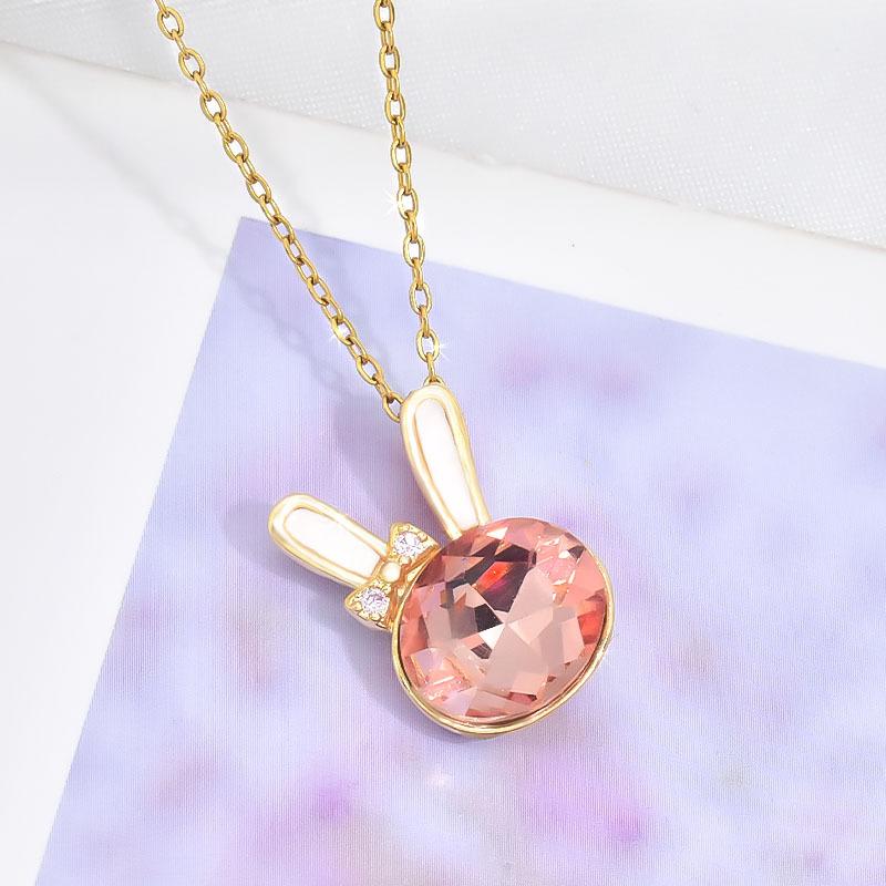 Ожерелье из титановой стали с кроликом, легкая роскошь, тренд, женская цепочка на ключицу, подвеска с розовым кристаллом, ювелирное изделие