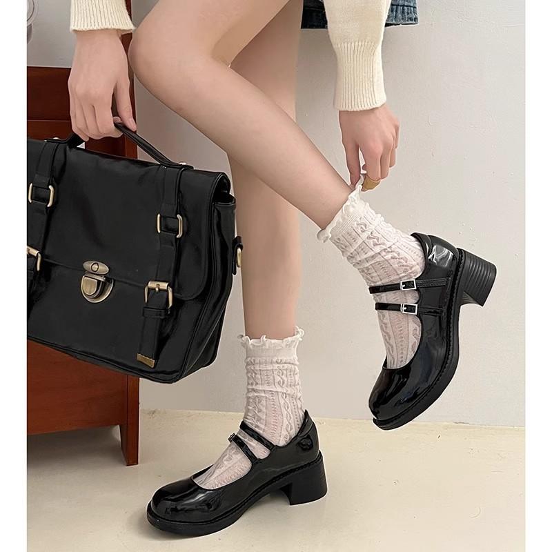 Bow platform small leather shoes women s new style jk Mary Jane Love single shoes 35 мерехтіння
Bow platform small leather shoes women s new style jk Mary Jane Love single shoes 35 мерехтіння