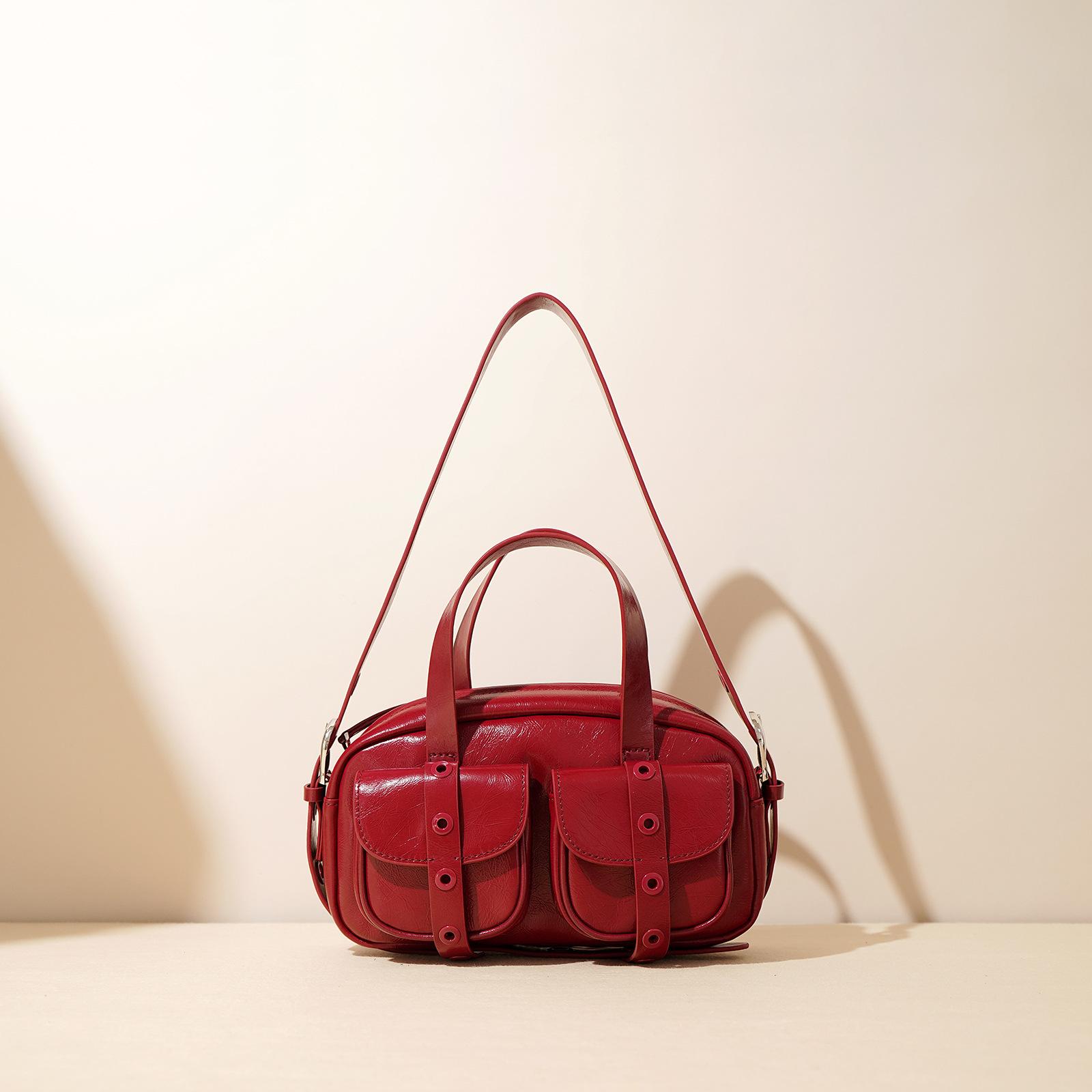 Сумка-тоут нового дизайна, сумка-локомотив, большая вместимость, модная сумочка, сумка через плечо под мышкой, изысканная универсальная женская сумка красный
Сумка-тоут нового дизайна, сумка-локомотив, большая вместимость, модная сумочка, сумка через плечо под мышкой, изысканная универсальная женская сумка красный