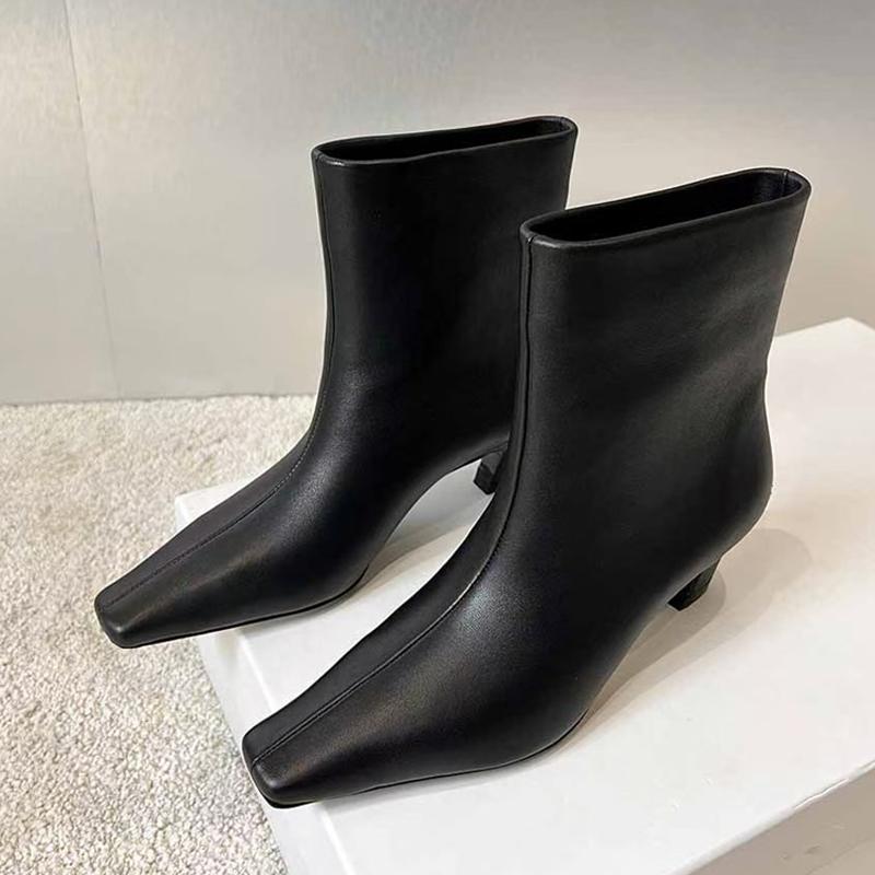 Fashion Liyke Autumn Winter Keep Warm Short Plush Fashion Boots For Woman Small Square Tot Low Heels Ladies Banquet Shoes Ankle Boots 38
Fashion Liyke Autumn Winter Keep Warm Short Plush Fashion Boots For Woman Small Square Tot Low Heels Ladies Banquet Shoes Ankle Boots 38