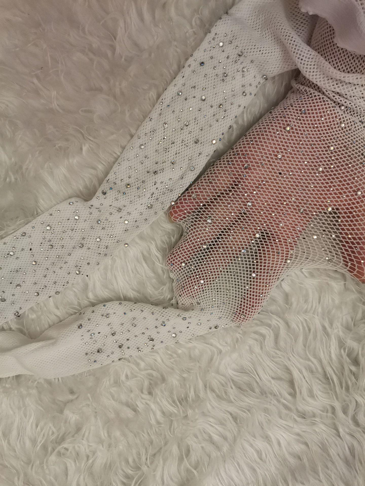 Adult Fishnet Stockings Seamless Design Stretchable Nylon Material Comfortable Fit Durable Patterned Hosiery for Everyday Use One Size білий
Adult Fishnet Stockings Seamless Design Stretchable Nylon Material Comfortable Fit Durable Patterned Hosiery for Everyday Use One Size білий