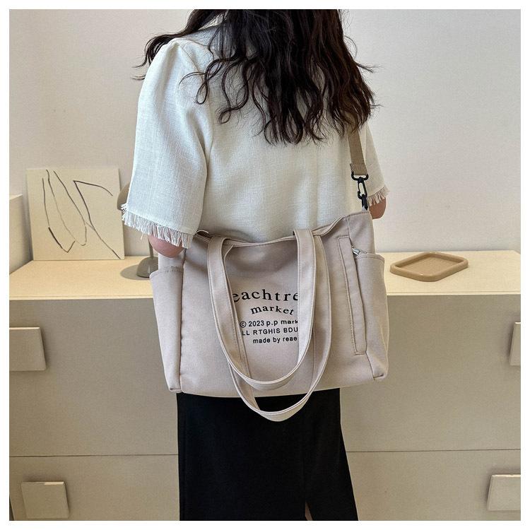 Original self-made thickened Japanese literary tote canvas bag casual student computer simple tote shoulder crossbody bag
Original self-made thickened Japanese literary tote canvas bag casual student computer simple tote shoulder crossbody bag
