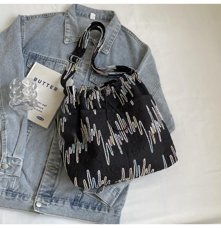 Универсальная холщовая сумка женская новинка 2024 года летняя сумка-тоут повседневная сумка через плечо большая вместительная сумка-мессенджер tide
Универсальная холщовая сумка женская новинка 2024 года летняя сумка-тоут повседневная сумка через плечо большая вместительная сумка-мессенджер tide