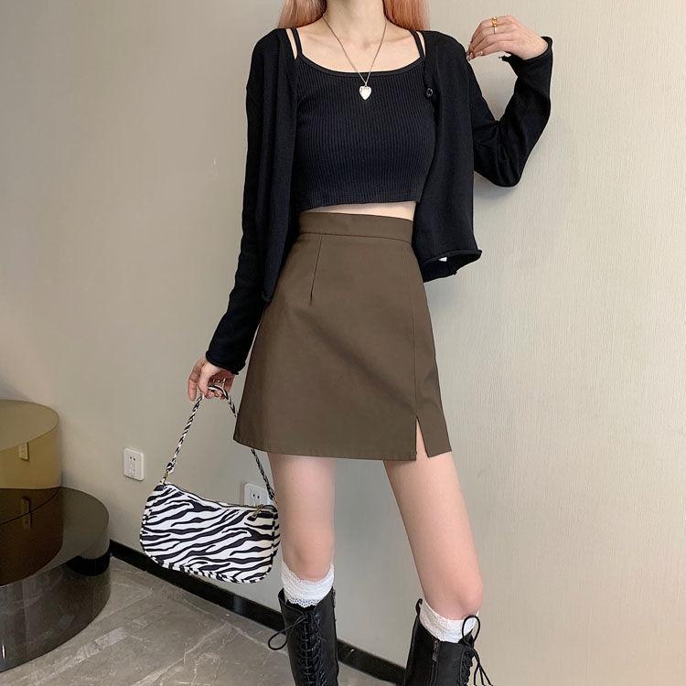 Women s High-Waist PU Leather Slit Skirt – Autumn/Winter 2024, Hip-Hugging, Anti-Exposure, Slimming Midi Skirt XL
Women s High-Waist PU Leather Slit Skirt – Autumn/Winter 2024, Hip-Hugging, Anti-Exposure, Slimming Midi Skirt XL