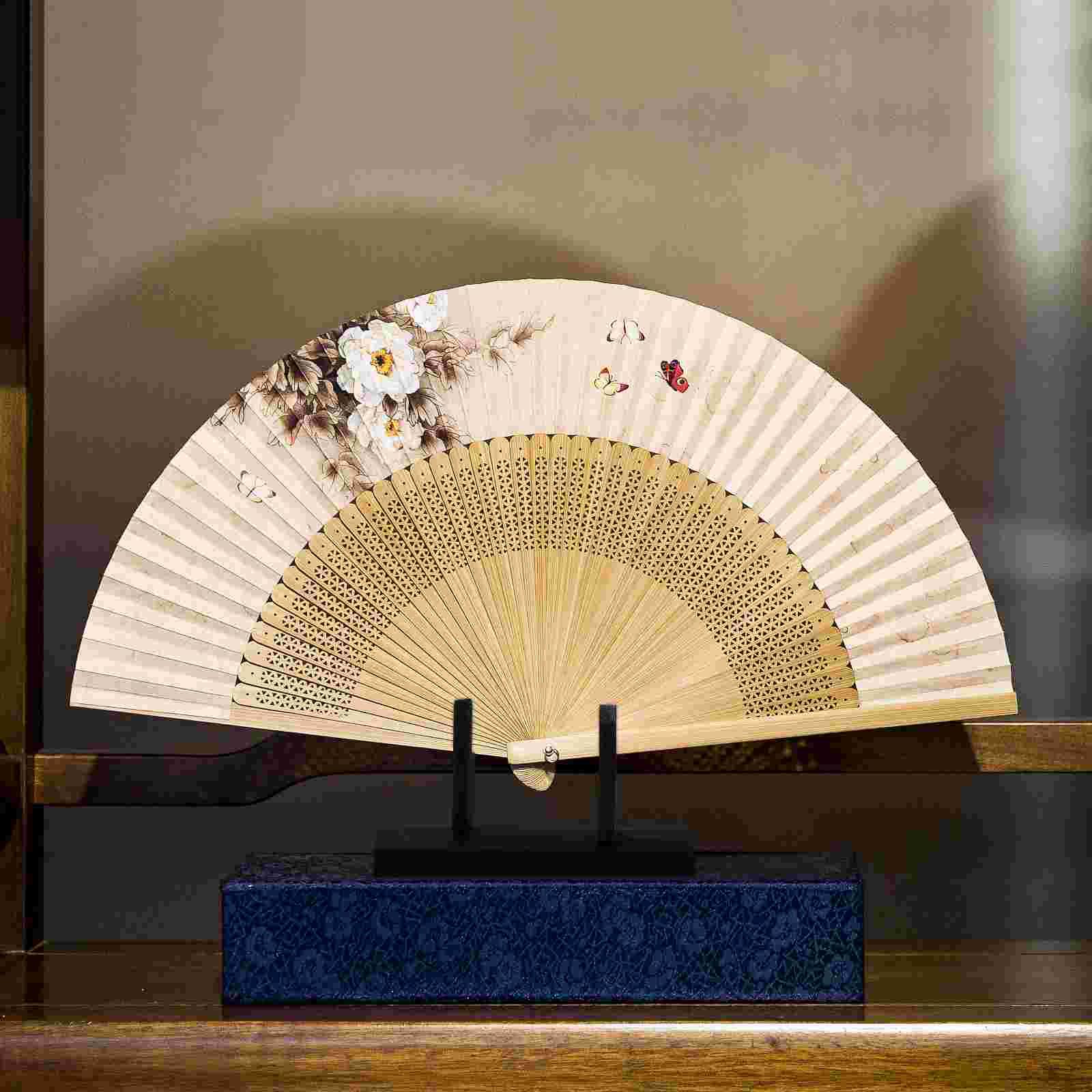 1pc Wooden Hand Held Fan Display Stand Folding Fan Holder Hand Fan Storage Rack Display Base 12.8X6CM чорний
1pc Wooden Hand Held Fan Display Stand Folding Fan Holder Hand Fan Storage Rack Display Base 12.8X6CM чорний