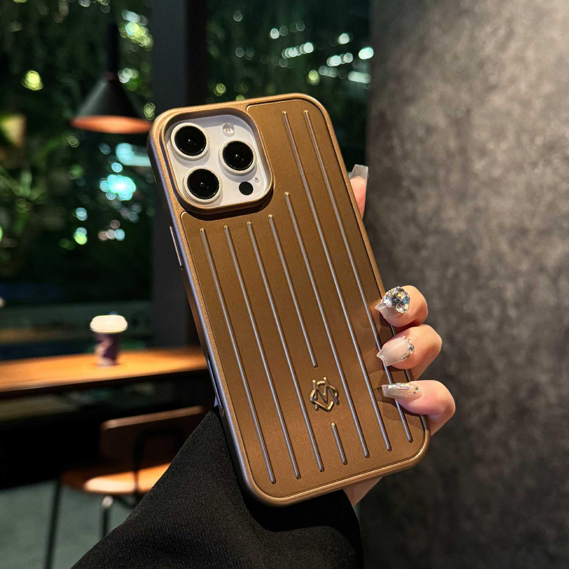 Rimowa Aluminum-Magnesium Alloy Phone Case for iPhone 17: High-End, Simple, Protective for Apple 16 Pro Max. iPhone 15
Rimowa Aluminum-Magnesium Alloy Phone Case for iPhone 17: High-End, Simple, Protective for Apple 16 Pro Max. iPhone 15