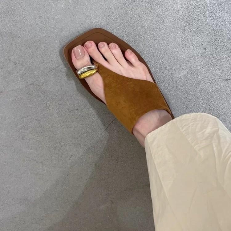 Sheepskin version~ Retro suede metal cover toe flip-flops women s outer wear 2025 summer fashion casual flats 40 коричневый
Sheepskin version~ Retro suede metal cover toe flip-flops women s outer wear 2025 summer fashion casual flats 40 коричневый