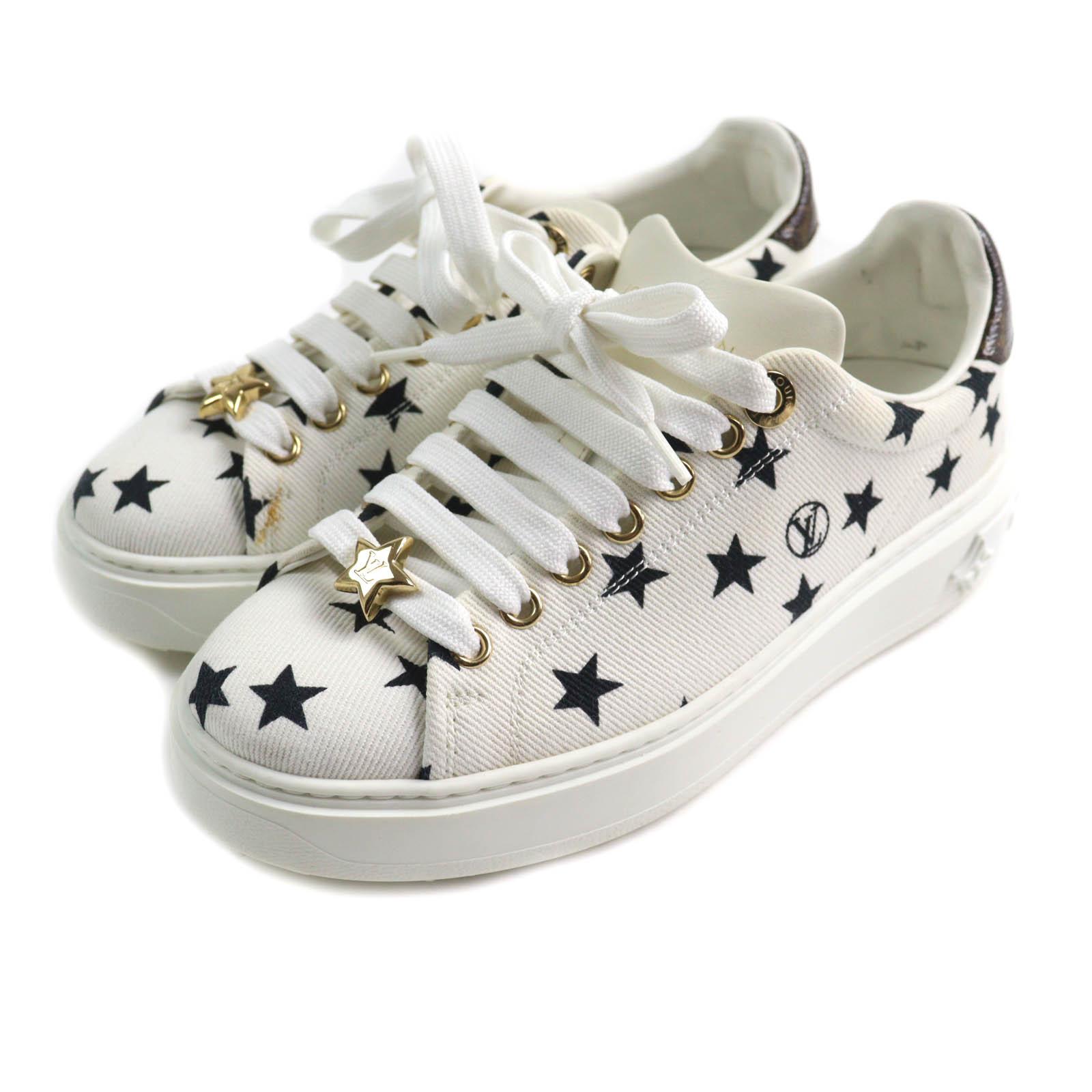 Great LOUIS VUITTON Sneakers timeout line Monogram star Leather White Canvas Used
Great LOUIS VUITTON Sneakers timeout line Monogram star Leather White Canvas Used