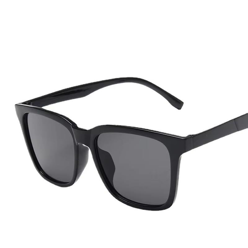 Retro Sunglasses For Men Korean Style Outdoor Square Sunglasses Driving Mercury Women Sunscreen Glasses Lens UV400 чорний
Retro Sunglasses For Men Korean Style Outdoor Square Sunglasses Driving Mercury Women Sunscreen Glasses Lens UV400 чорний