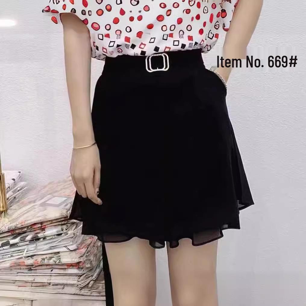 2024 Women s High Waist Slimming Wide Leg Chiffon Pants Skirt - Trendy Summer Double Layer Skirt 2XL
2024 Women s High Waist Slimming Wide Leg Chiffon Pants Skirt - Trendy Summer Double Layer Skirt 2XL
