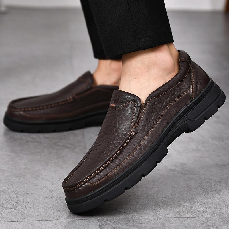 Embossed crocodile pattern large size foot cover business casual men s shoes first layer cowhide leather shoes medium and old loafers 48 коричневий
Embossed crocodile pattern large size foot cover business casual men s shoes first layer cowhide leather shoes medium and old loafers 48 коричневий