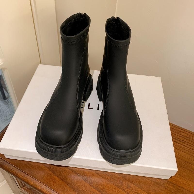 thick-soled muffin thin boots short boots women s autumn and winter new Martin boots wind brown medium tube elastic boots 39
thick-soled muffin thin boots short boots women s autumn and winter new Martin boots wind brown medium tube elastic boots 39