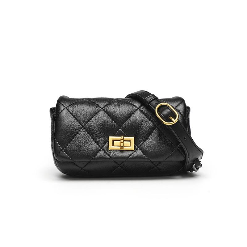 Lingge embroidery thread chain bag crossbody bag new texture women s bag popular chain bag super popular and versatile small square bag for women чорний
Lingge embroidery thread chain bag crossbody bag new texture women s bag popular chain bag super popular and versatile small square bag for women чорний