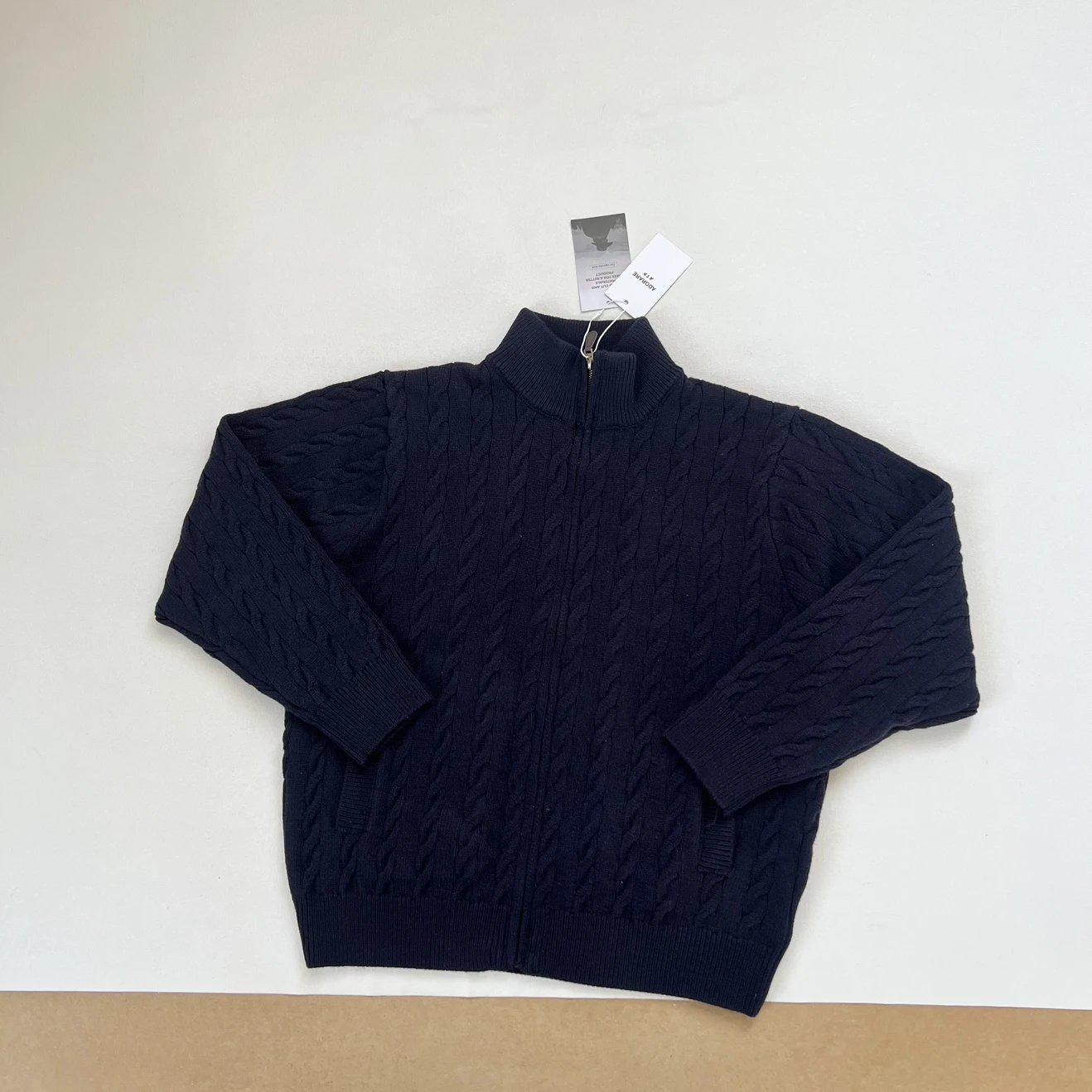 Men s American Old Money Style Cable Knit Cropped Cardigan with Stand Collar XXL
Men s American Old Money Style Cable Knit Cropped Cardigan with Stand Collar XXL