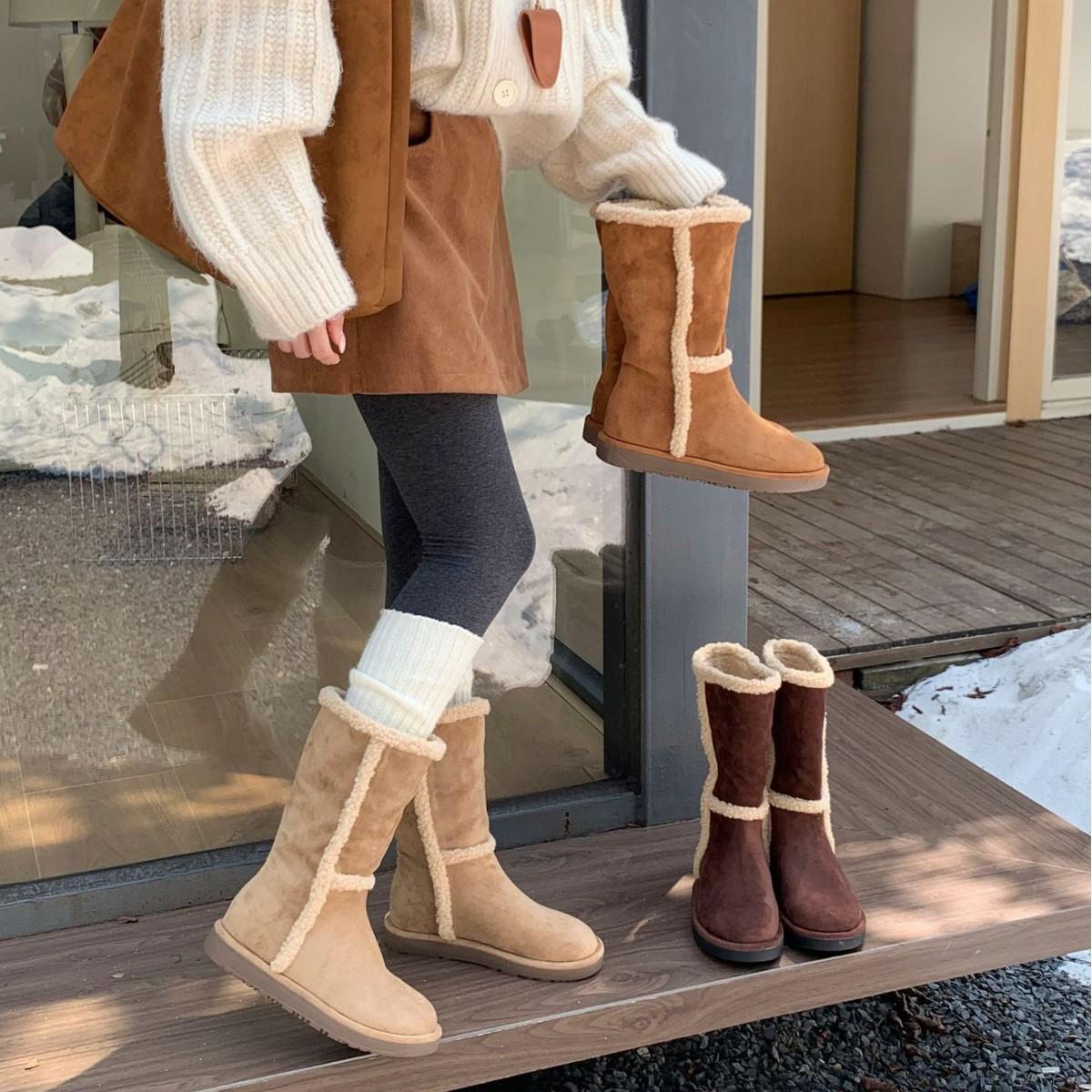 Korean version of two-wearing snow boots for women in the winter of 2025, new waterproof and non-slip, Northeast cold-resistant warm cotton shoes 39 коричневый
Korean version of two-wearing snow boots for women in the winter of 2025, new waterproof and non-slip, Northeast cold-resistant warm cotton shoes 39 коричневый