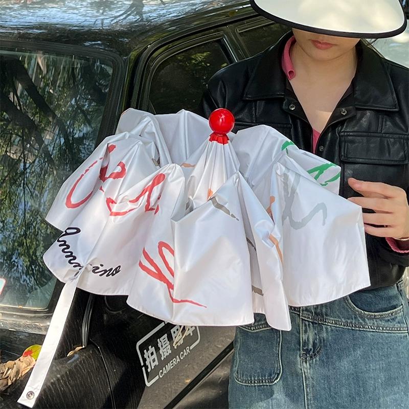 Оригинальный женский зонтик с карандашом, автоматический тройной солнцезащитный зонт, солнцезащитный виниловый зонт от солнца
Оригинальный женский зонтик с карандашом, автоматический тройной солнцезащитный зонт, солнцезащитный виниловый зонт от солнца