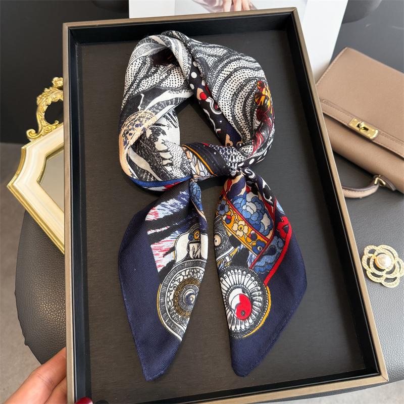 New Retro Ethnic Print Female Neck Scarf Women Hair Scarves Foulard Head Band Shawls Wraps Neckerchief Bandana 68x68CM
New Retro Ethnic Print Female Neck Scarf Women Hair Scarves Foulard Head Band Shawls Wraps Neckerchief Bandana 68x68CM