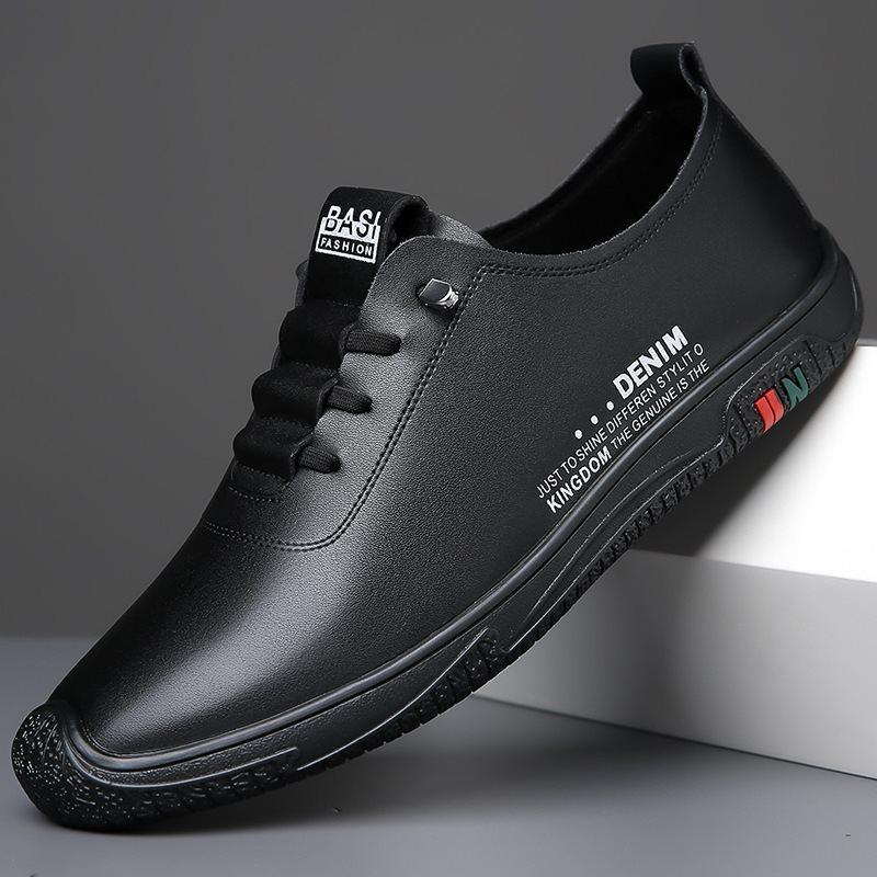 Мужские кожаные туфли, дышащая повседневная обувь в корейском стиле с мягкой подошвой и мягкой поверхностью, универсальные нескользящие белые туфли 44
Мужские кожаные туфли, дышащая повседневная обувь в корейском стиле с мягкой подошвой и мягкой поверхностью, универсальные нескользящие белые туфли 44