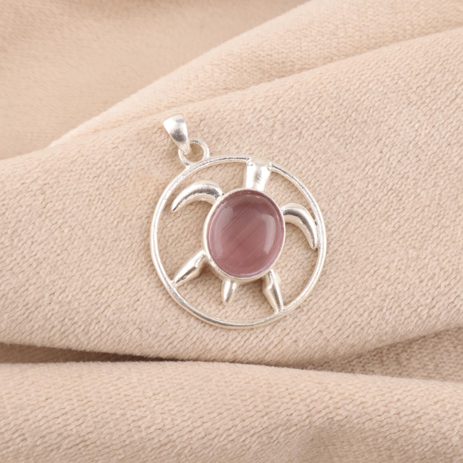 Purple Cat s Eye Gemstone 925 Sterling Silver Jewelry Handmade Pendant For Wife CP-2-45
Purple Cat s Eye Gemstone 925 Sterling Silver Jewelry Handmade Pendant For Wife CP-2-45