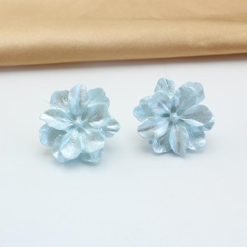Big Camellia Gardenia Flower Stud Earring for Women Female Sweet Pink Blue Resin Zircon Wedding Best Friend Christmas Gift
Big Camellia Gardenia Flower Stud Earring for Women Female Sweet Pink Blue Resin Zircon Wedding Best Friend Christmas Gift