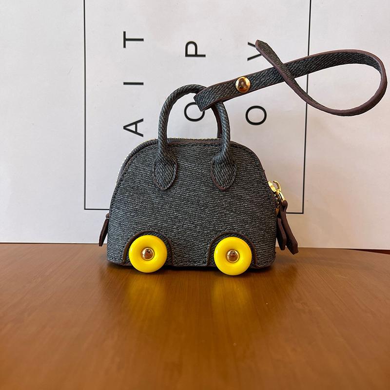 New Fashionable Mini Car Wheel Bag, Shell Bag Pendant, Headphone Bag, Keychain Bag, Bag Ornament, Coin Purse.
New Fashionable Mini Car Wheel Bag, Shell Bag Pendant, Headphone Bag, Keychain Bag, Bag Ornament, Coin Purse.