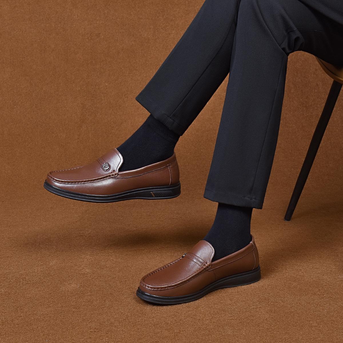 Мужская кожаная обувь Мужская деловая повседневная обувь Обувь-слипоны на одной педали Обувь на четыре сезона Рабочая обувь из коровьей кожи 44 коричневый
Мужская кожаная обувь Мужская деловая повседневная обувь Обувь-слипоны на одной педали Обувь на четыре сезона Рабочая обувь из коровьей кожи 44 коричневый