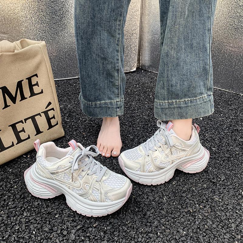 2025 autumn new mesh breathable light shock absorption thick bottom breathable mesh sports dad shoes moving running shoes tide 40
2025 autumn new mesh breathable light shock absorption thick bottom breathable mesh sports dad shoes moving running shoes tide 40