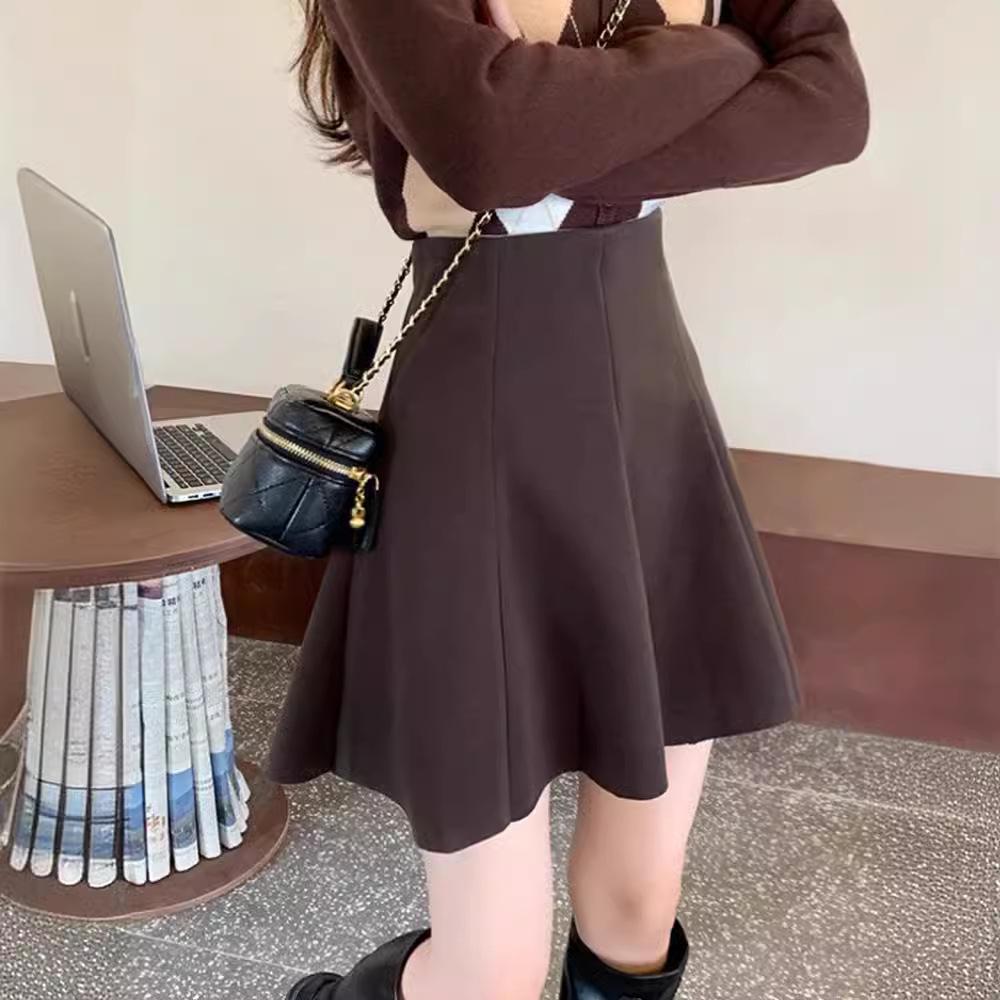 Corduroy High Waist A-line Umbrella Skirt for Women - Autumn/Winter 2025 Korean Style, Petite, Slimming, Anti-Exposure. XL
Corduroy High Waist A-line Umbrella Skirt for Women - Autumn/Winter 2025 Korean Style, Petite, Slimming, Anti-Exposure. XL