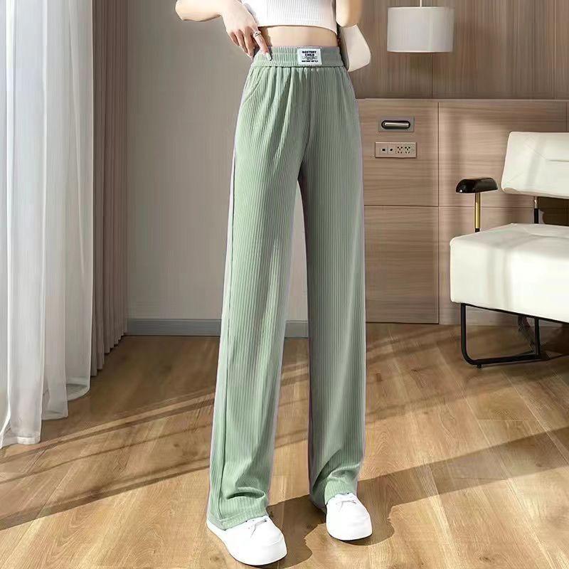 Women s High-Waisted Ice Silk Wide-Leg Pants - Slimming, Drapey, Versatile, Casual Style XL зелений
Women s High-Waisted Ice Silk Wide-Leg Pants - Slimming, Drapey, Versatile, Casual Style XL зелений