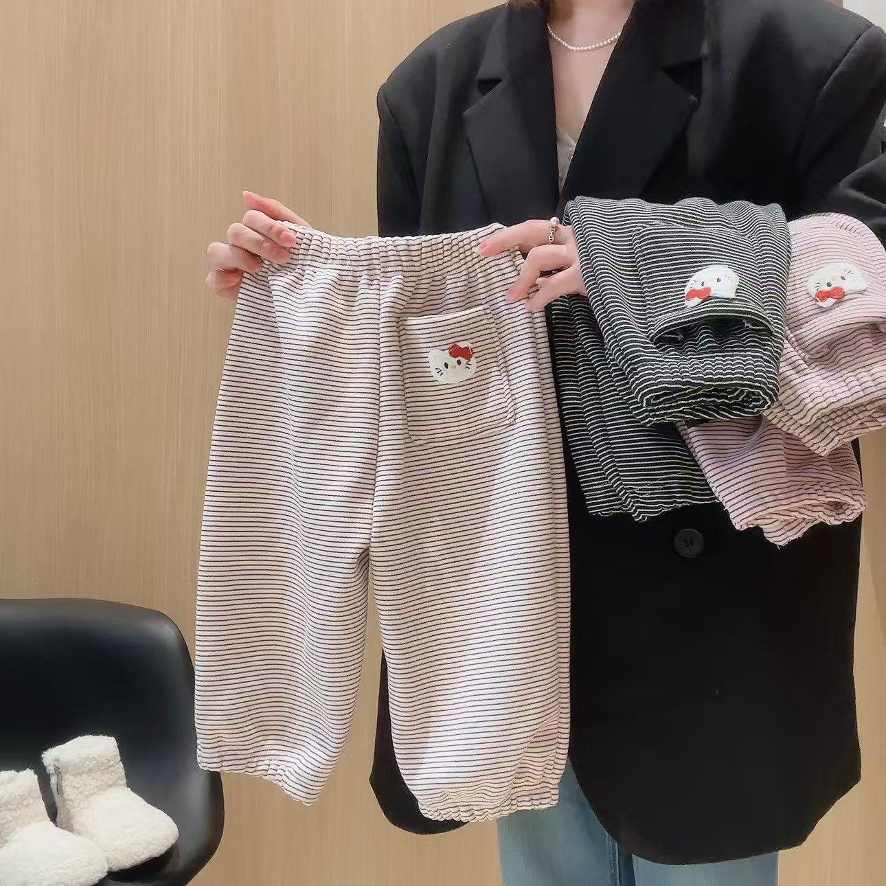 Girls Fleece-Lined Long Pants: Children s Thickened, Warm, Versatile, Casual, Lightweight, Comfortable, Trendy Home and Outdoor Wear. 80 cm (Height 65-75 cm)
Girls Fleece-Lined Long Pants: Children s Thickened, Warm, Versatile, Casual, Lightweight, Comfortable, Trendy Home and Outdoor Wear. 80 cm (Height 65-75 cm)