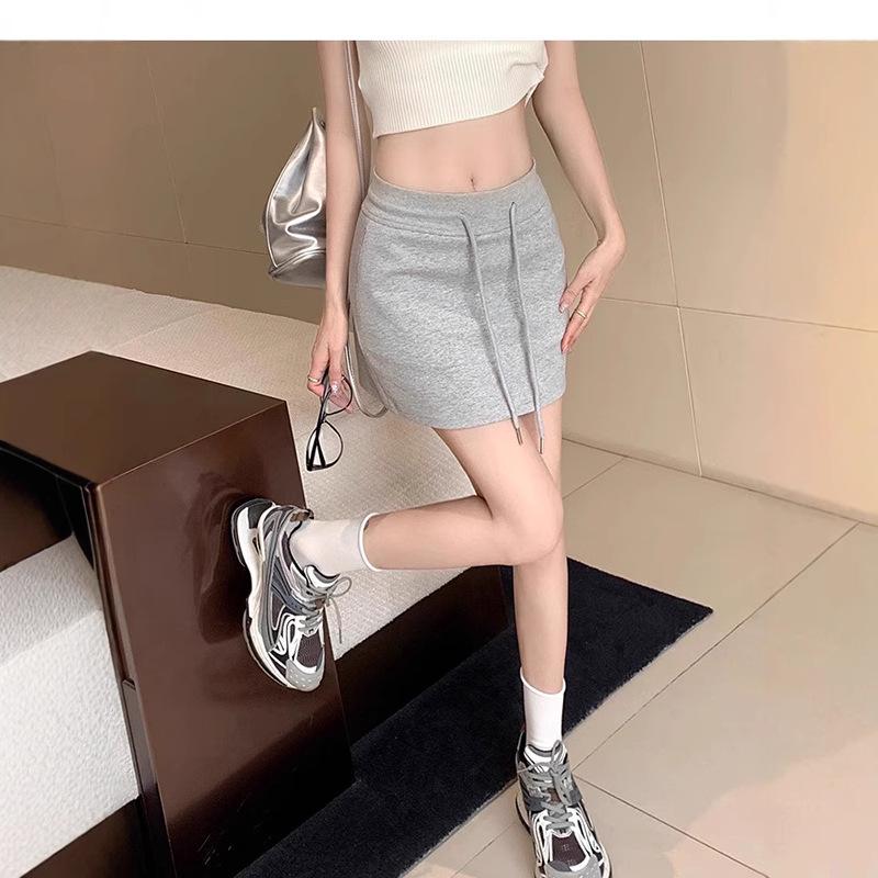 Women s Summer High-Waist Versatile A-Line Drawstring Sports Mini Skirt with Hip-Wrap Design Small
Women s Summer High-Waist Versatile A-Line Drawstring Sports Mini Skirt with Hip-Wrap Design Small