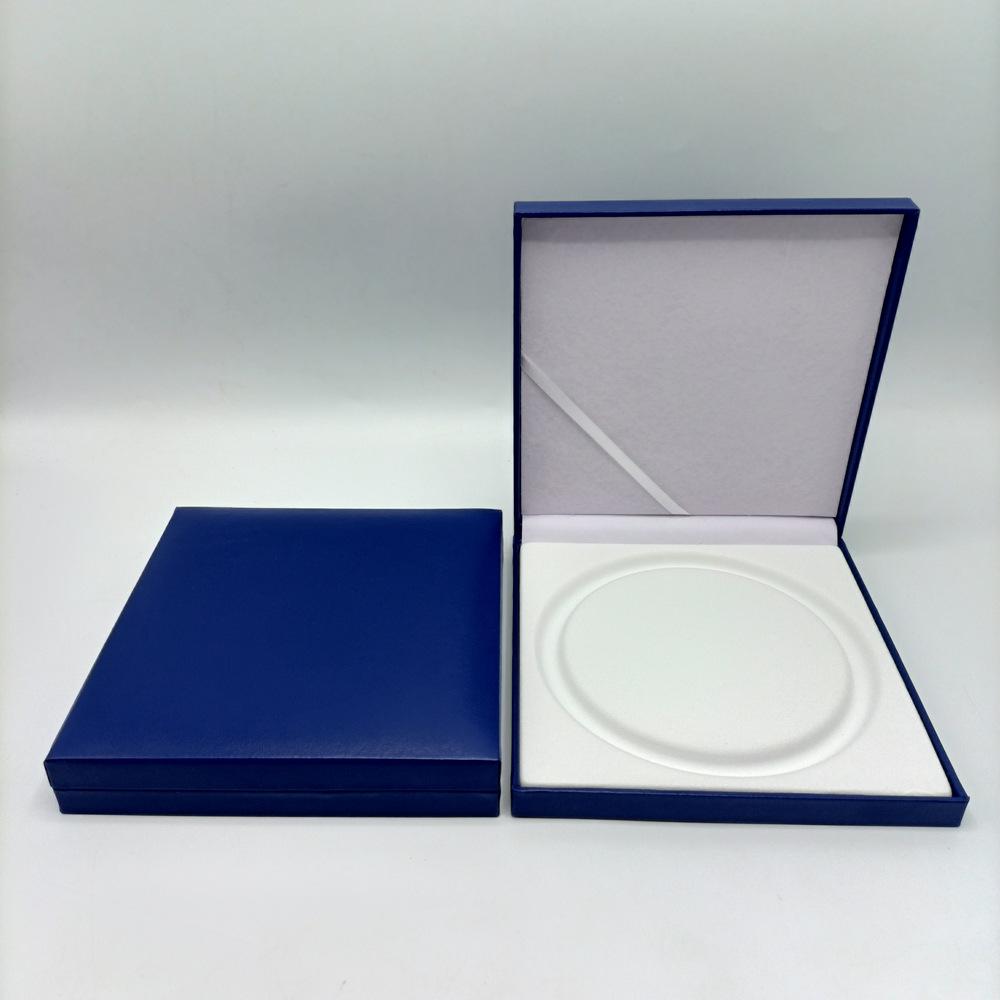 17x17 Pearl Necklace Gift Box: Flocking Cloth, PU Leather, Round Center, Chain Packaging
17x17 Pearl Necklace Gift Box: Flocking Cloth, PU Leather, Round Center, Chain Packaging