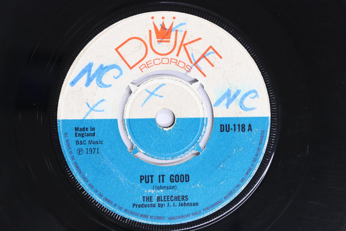 7inch Record BLEECHERS J.J. ALL STARS Put It Good Good Good Version DU118 DUKE RECORDS 1971 UK Reggae Ska Dub Used
7inch Record BLEECHERS J.J. ALL STARS Put It Good Good Good Version DU118 DUKE RECORDS 1971 UK Reggae Ska Dub Used