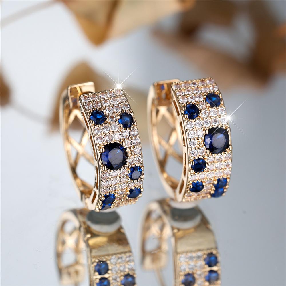 Cute Female White Blue Zircon Stone Round Hoop Earrings Fashion Gold Color Wedding Jewelry For Women
Cute Female White Blue Zircon Stone Round Hoop Earrings Fashion Gold Color Wedding Jewelry For Women
