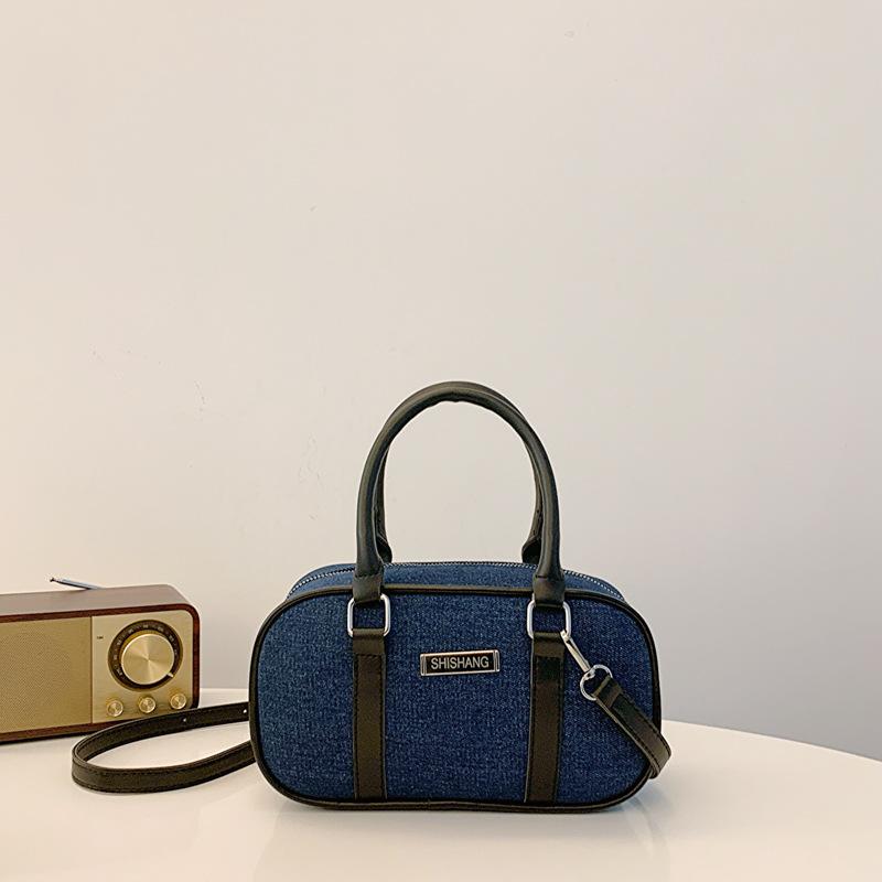 Популярна в цьому році джинсова сумка Boston, жіноча весна 2024 року, нова модна модна універсальна сумка через плече
Популярна в цьому році джинсова сумка Boston, жіноча весна 2024 року, нова модна модна універсальна сумка через плече