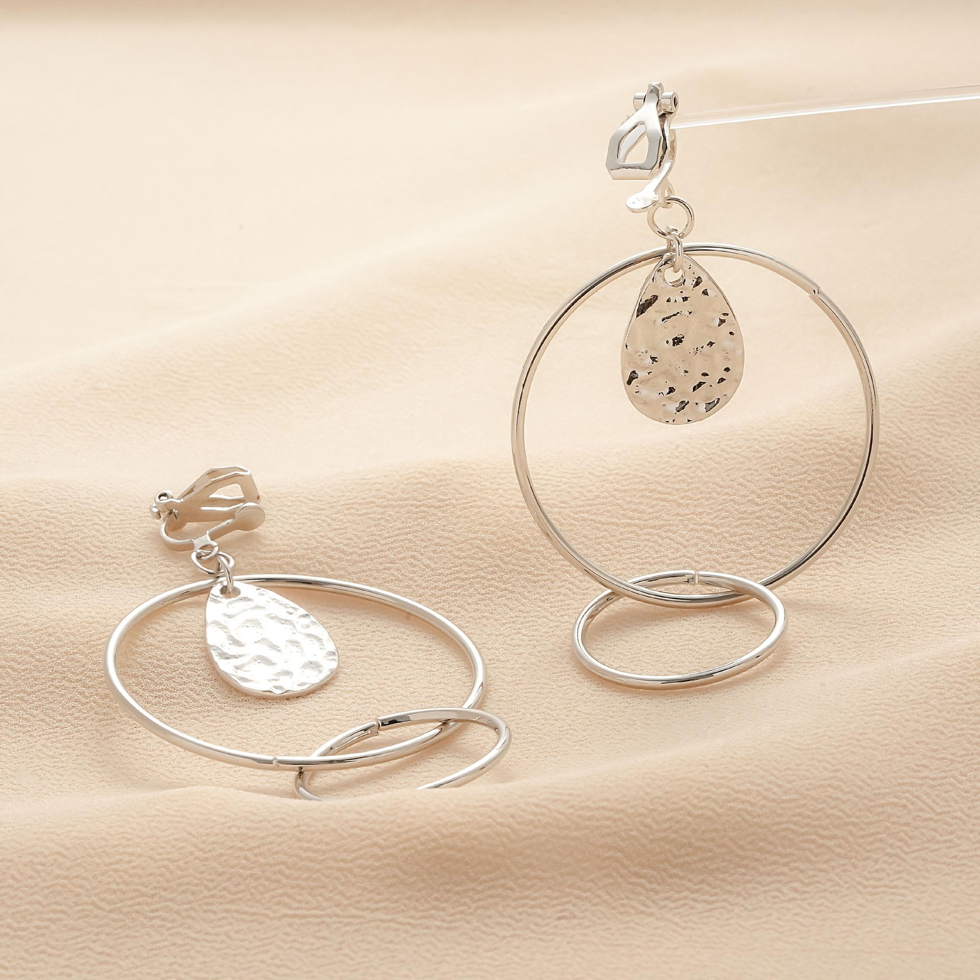 Promotional Personalized Earrings Earrings, Retro Geometric Leaves Butterfly Alloy Ear Clips
Promotional Personalized Earrings Earrings, Retro Geometric Leaves Butterfly Alloy Ear Clips