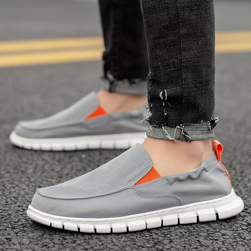 Waterproof Men s Slip-On Loafers: Elastic, Casual, High-Quality Old Beijing Cloth Dad Shoes EU 46
Waterproof Men s Slip-On Loafers: Elastic, Casual, High-Quality Old Beijing Cloth Dad Shoes EU 46
