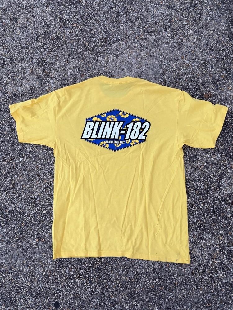 Vintage Blink 182 Shirt Mens XL Tee Crappy Since 1992 Rock Band 90s Unisex T-Shirt XXL
Vintage Blink 182 Shirt Mens XL Tee Crappy Since 1992 Rock Band 90s Unisex T-Shirt XXL