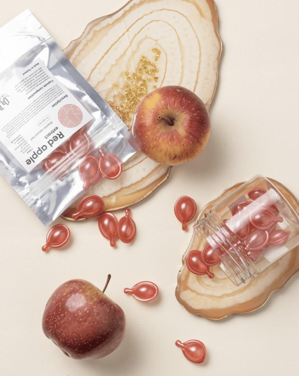 DRTHAI Red Apple Hair vitamin 7 масел проти випадіння волосся, 15 капсул 15 capsules*3 packs
DRTHAI Red Apple Hair vitamin 7 масел проти випадіння волосся, 15 капсул 15 capsules*3 packs