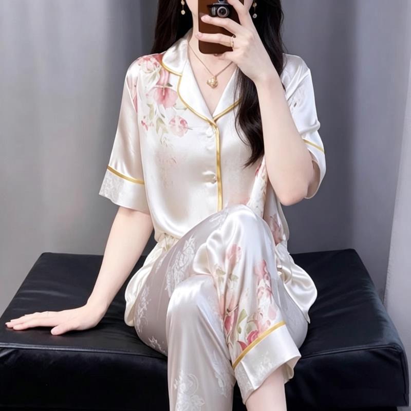 Ice silk premium spring and summer pajamas women s print sweet long short fashion print Internet celebrity loungewear suit new XXL
Ice silk premium spring and summer pajamas women s print sweet long short fashion print Internet celebrity loungewear suit new XXL