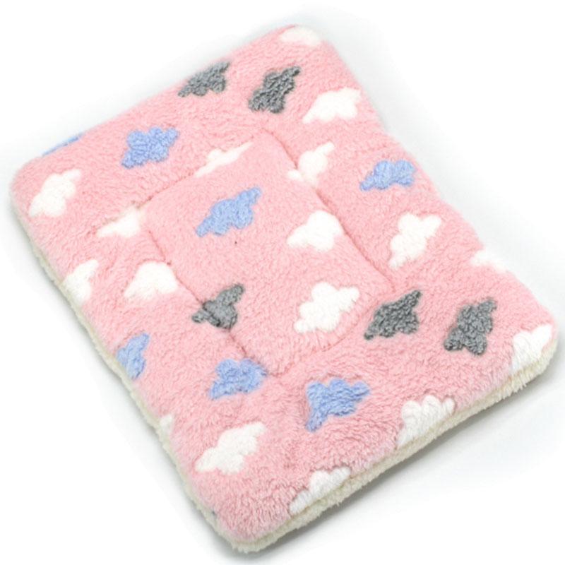 Soft Plush Cat Bed Mats Warm Pet Sleeping Pad for Cats Small Dogs Cute Kitten Cushion Blanket Cat Accessories 30X40cm
Soft Plush Cat Bed Mats Warm Pet Sleeping Pad for Cats Small Dogs Cute Kitten Cushion Blanket Cat Accessories 30X40cm