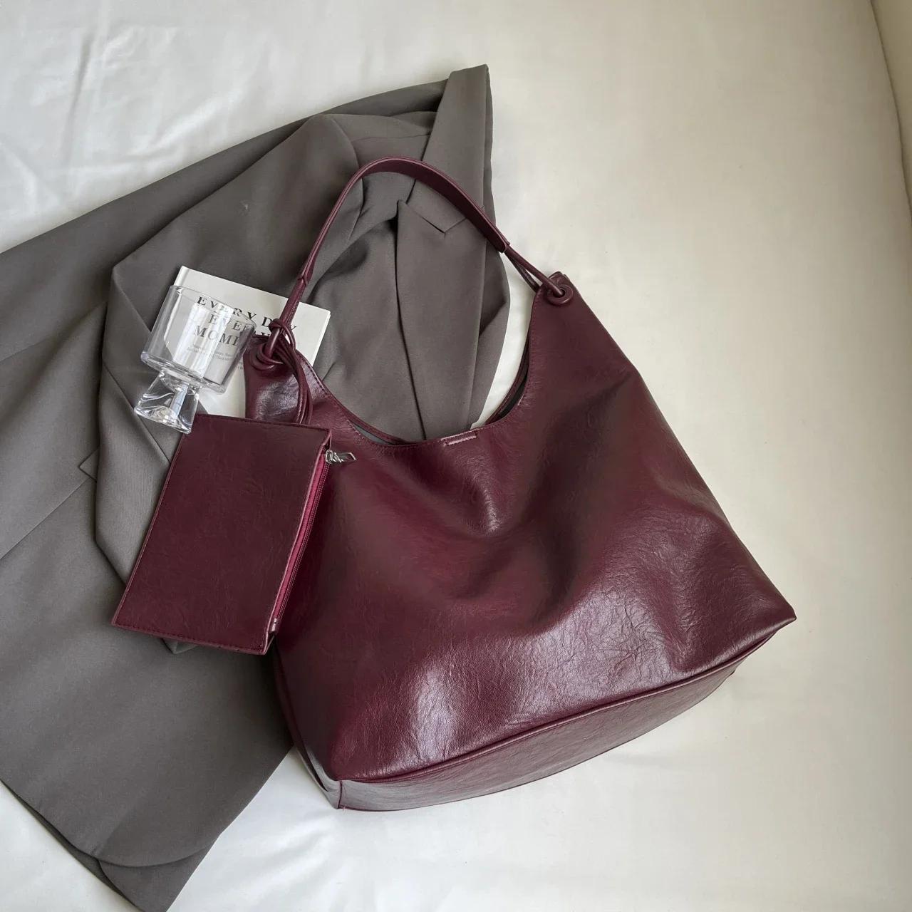 Soft Casual Interior Compartment Bags Sewing Line Large Capacity High-Quality Bags For Women Zipper Pu Women S Bags Quality
Soft Casual Interior Compartment Bags Sewing Line Large Capacity High-Quality Bags For Women Zipper Pu Women S Bags Quality
