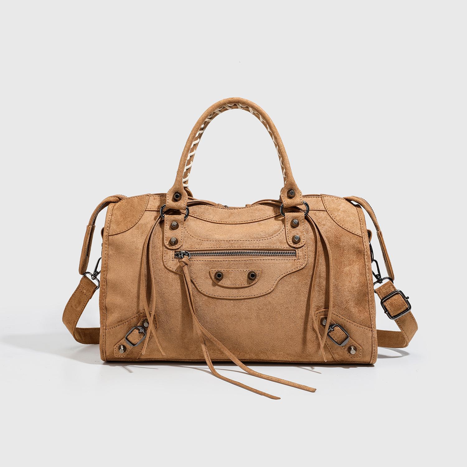 Autumn Winter New Fashion Handbag for Women, Niche High-End Large Capacity Tassel Biker Bag, Single Shoulder Crossbody Tote Bag 38.5*12*24CM коричневий
Autumn Winter New Fashion Handbag for Women, Niche High-End Large Capacity Tassel Biker Bag, Single Shoulder Crossbody Tote Bag 38.5*12*24CM коричневий