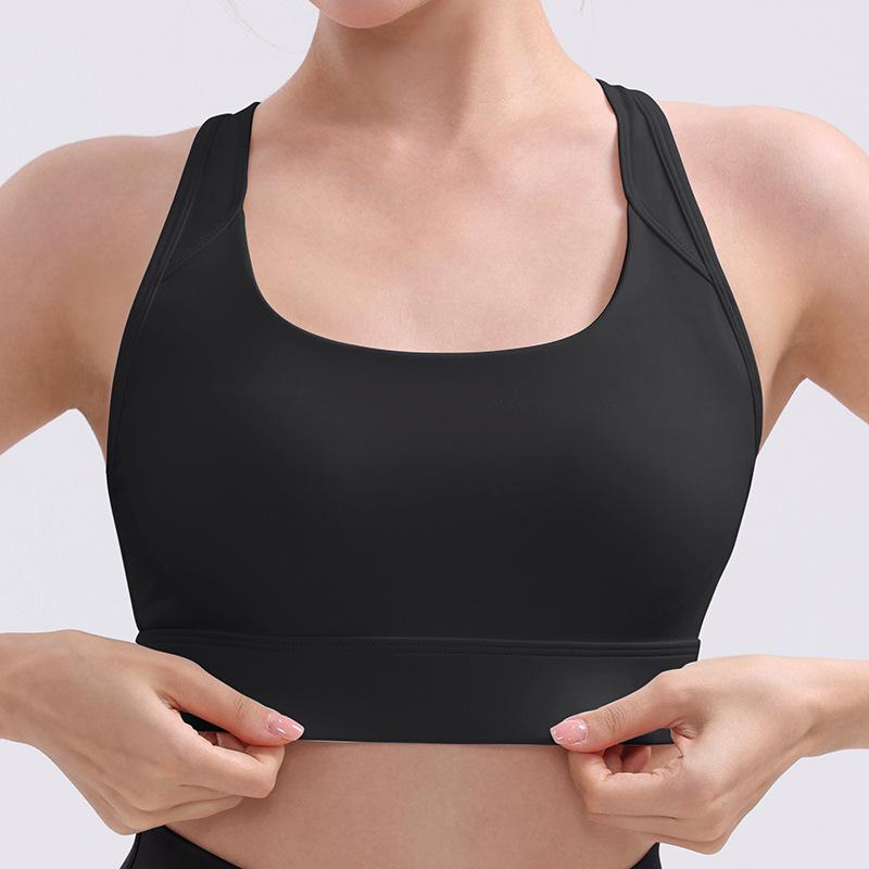 Женский топ для йоги без спины с амортизацией и дизайном с перекрещенными бретелями S
Женский топ для йоги без спины с амортизацией и дизайном с перекрещенными бретелями S
