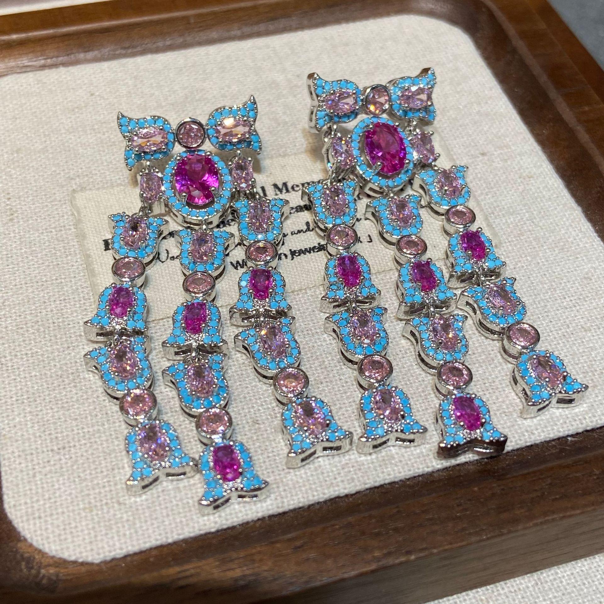 Seiko 5A Haute Couture Jewelry Set Filled With Zircon High-End Pink Heavy Industry Retro Necklace Bracelet
Seiko 5A Haute Couture Jewelry Set Filled With Zircon High-End Pink Heavy Industry Retro Necklace Bracelet