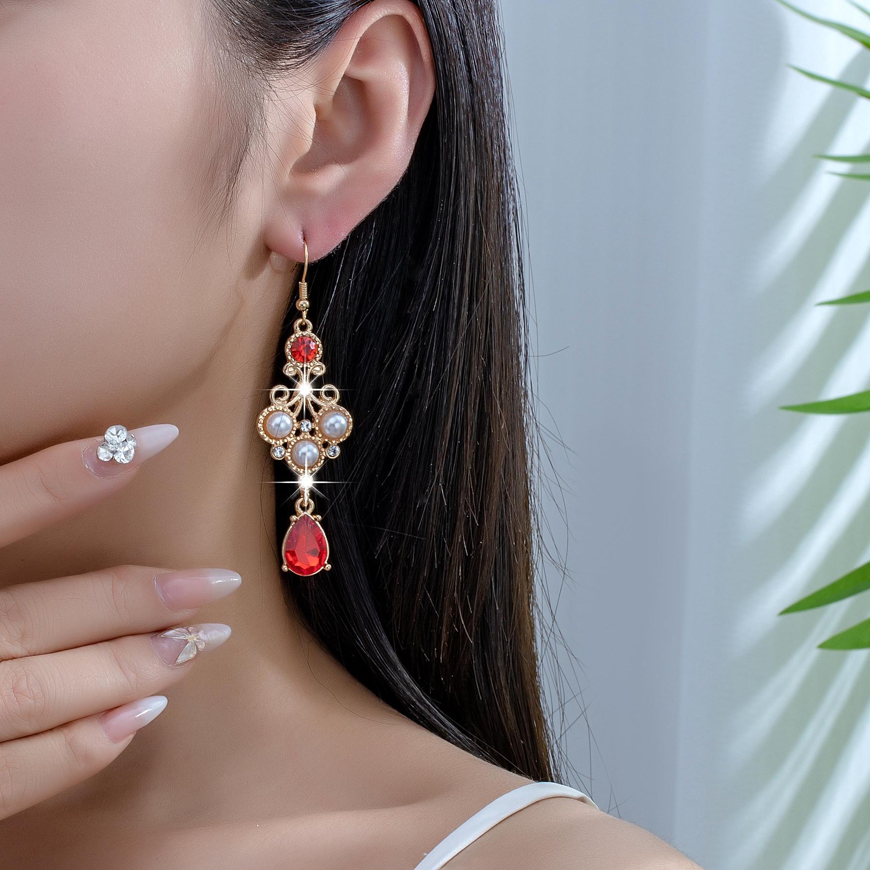 European & American Baroque Pearl Earrings: Retro, Trendy, High-End, Luxurious, Versatile for Daily & Party Wear
European & American Baroque Pearl Earrings: Retro, Trendy, High-End, Luxurious, Versatile for Daily & Party Wear