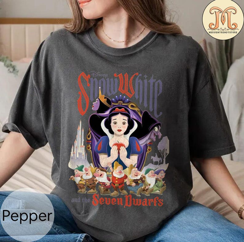 Retro 90s Disney Snow White Vintage Style Disney Tee Snow White The Seven Dwarfs Magic Kingdom Outfit Shirt 4XL
Retro 90s Disney Snow White Vintage Style Disney Tee Snow White The Seven Dwarfs Magic Kingdom Outfit Shirt 4XL