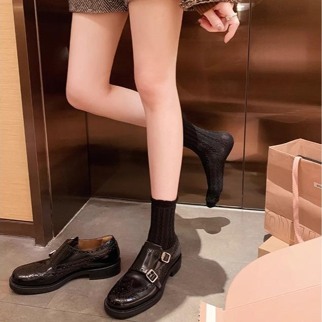 British style retro exquisite carved baroque single shoes Munch leather shoes women s autumn and winter 40
British style retro exquisite carved baroque single shoes Munch leather shoes women s autumn and winter 40