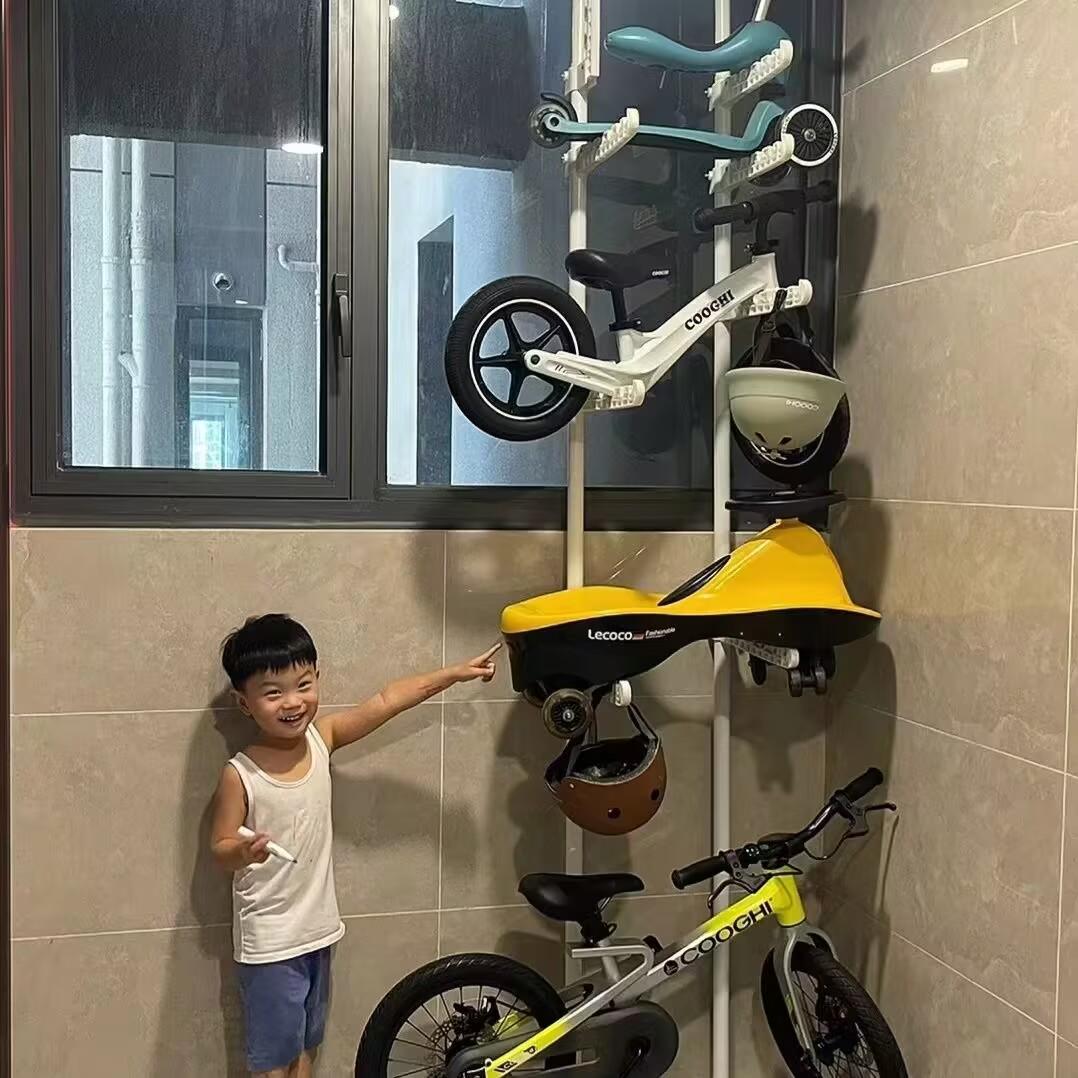 Настінний стелаж для балансувальних велосипедів, дитячих велосипедів та іграшкових машинок 4.1m Tall Classic Black 4 Wings
Настінний стелаж для балансувальних велосипедів, дитячих велосипедів та іграшкових машинок 4.1m Tall Classic Black 4 Wings