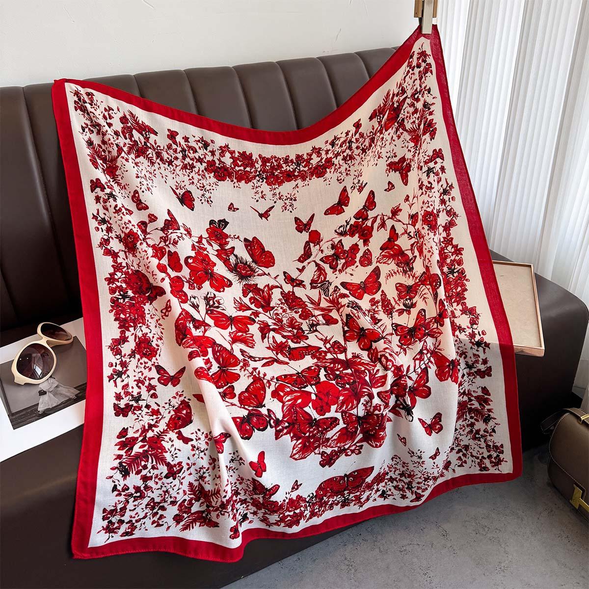 90*90cm Fashion Printed Square Scarf Women Imitation Silk Scarves Bandanas Luxury Travel Shawl Wraps Elegant Hijab Neckerchief
90*90cm Fashion Printed Square Scarf Women Imitation Silk Scarves Bandanas Luxury Travel Shawl Wraps Elegant Hijab Neckerchief